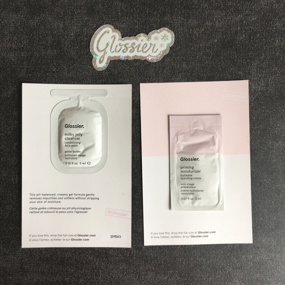 [NEW] Glossier Sampler & Pouch Pack - Picture 2 of 6